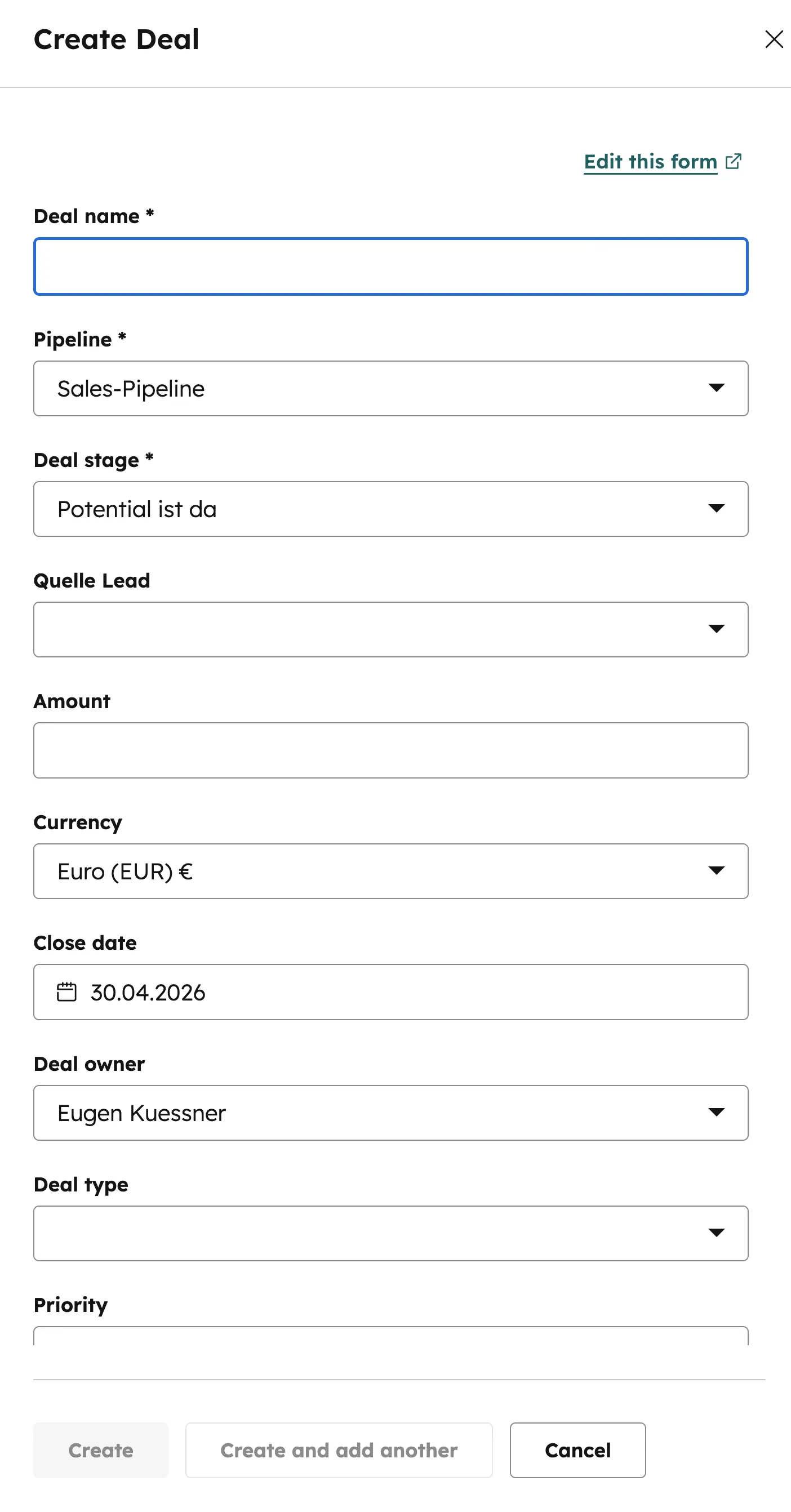 HubSpot Create Deal Formular mit Quelle-Lead Feld