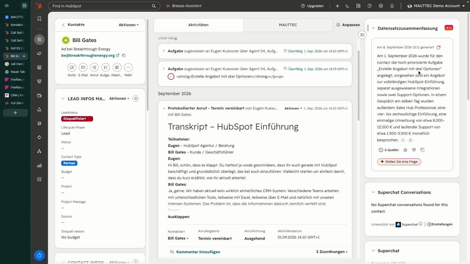 HubSpot Kontakt Bill Gates mit Breeze Datensatzzusammenfassung: Anruf am 1. September, Angebot mit drei Optionen, zugewiesene Aufgabe